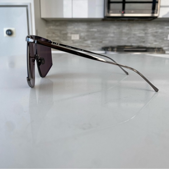 Sunglasses - Picture 4 of 6